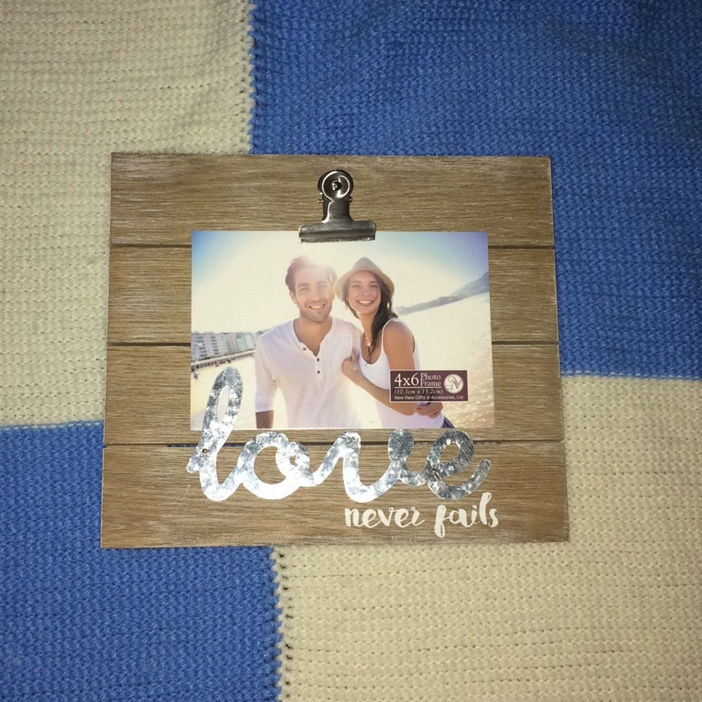 “love never fails” Picture Frame 🖼